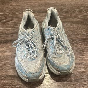 Light blue Hoka Clifton